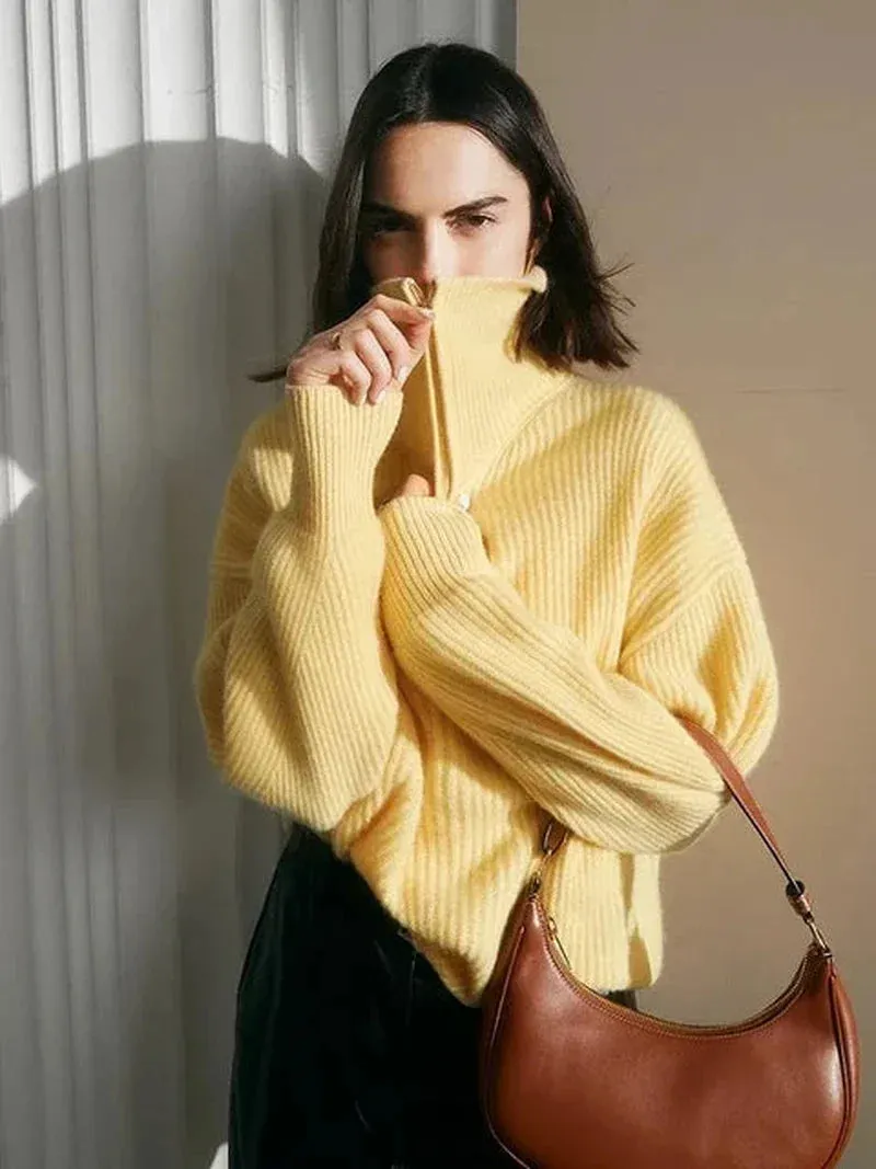 Hannah - Chic half-zip knit sweater for soft comfort and style