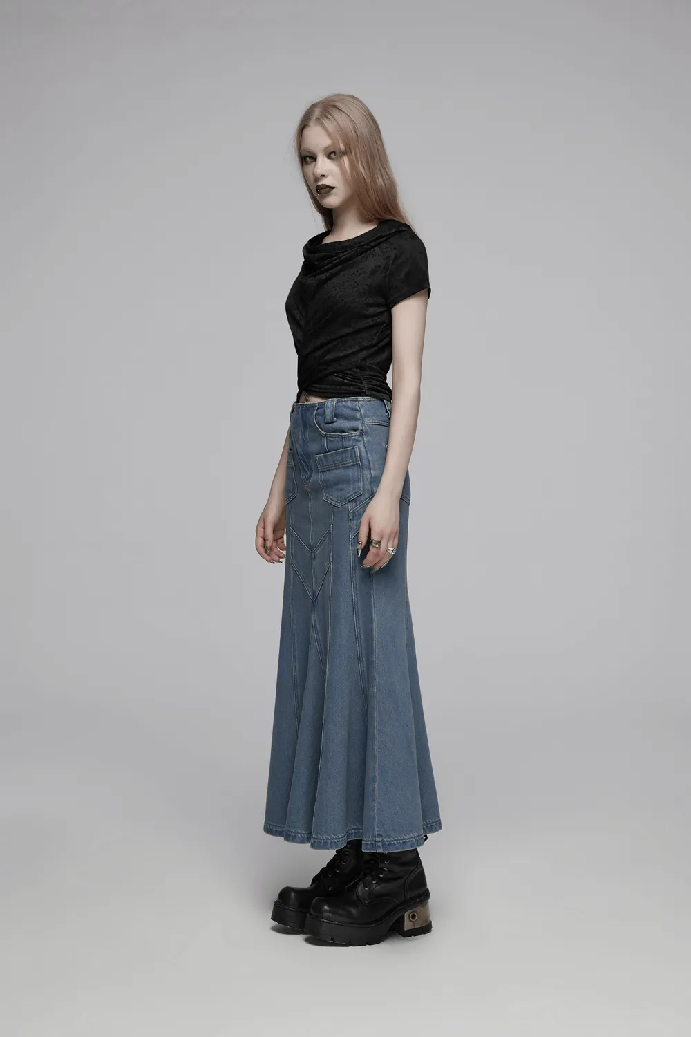 Swing Collar Hooded Short Sleeves Top with Criss-Cross Hem