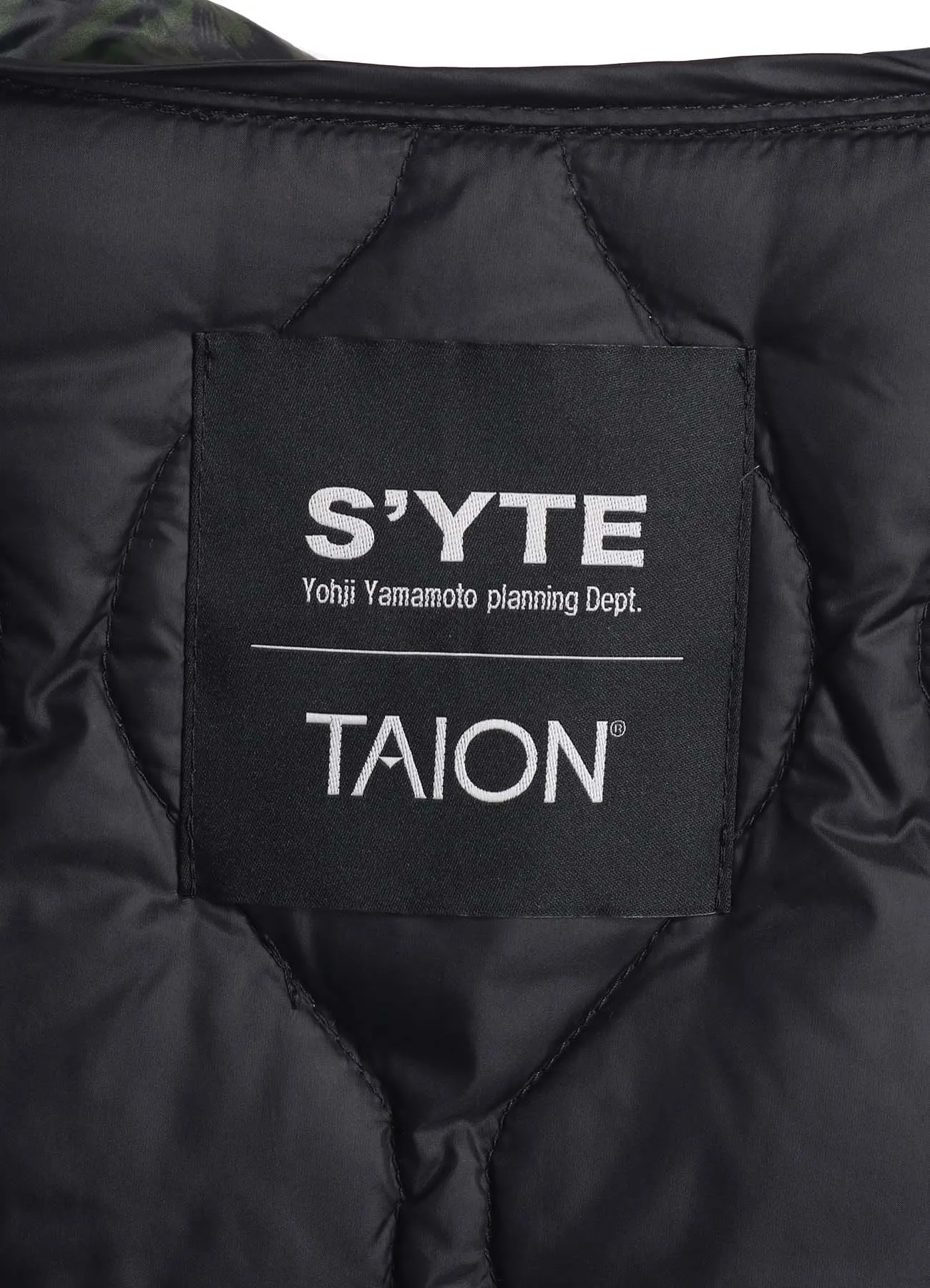 S'YTE X TAIONDAHLIA CAMOUFLAGE QUILTED DOWN PARKA