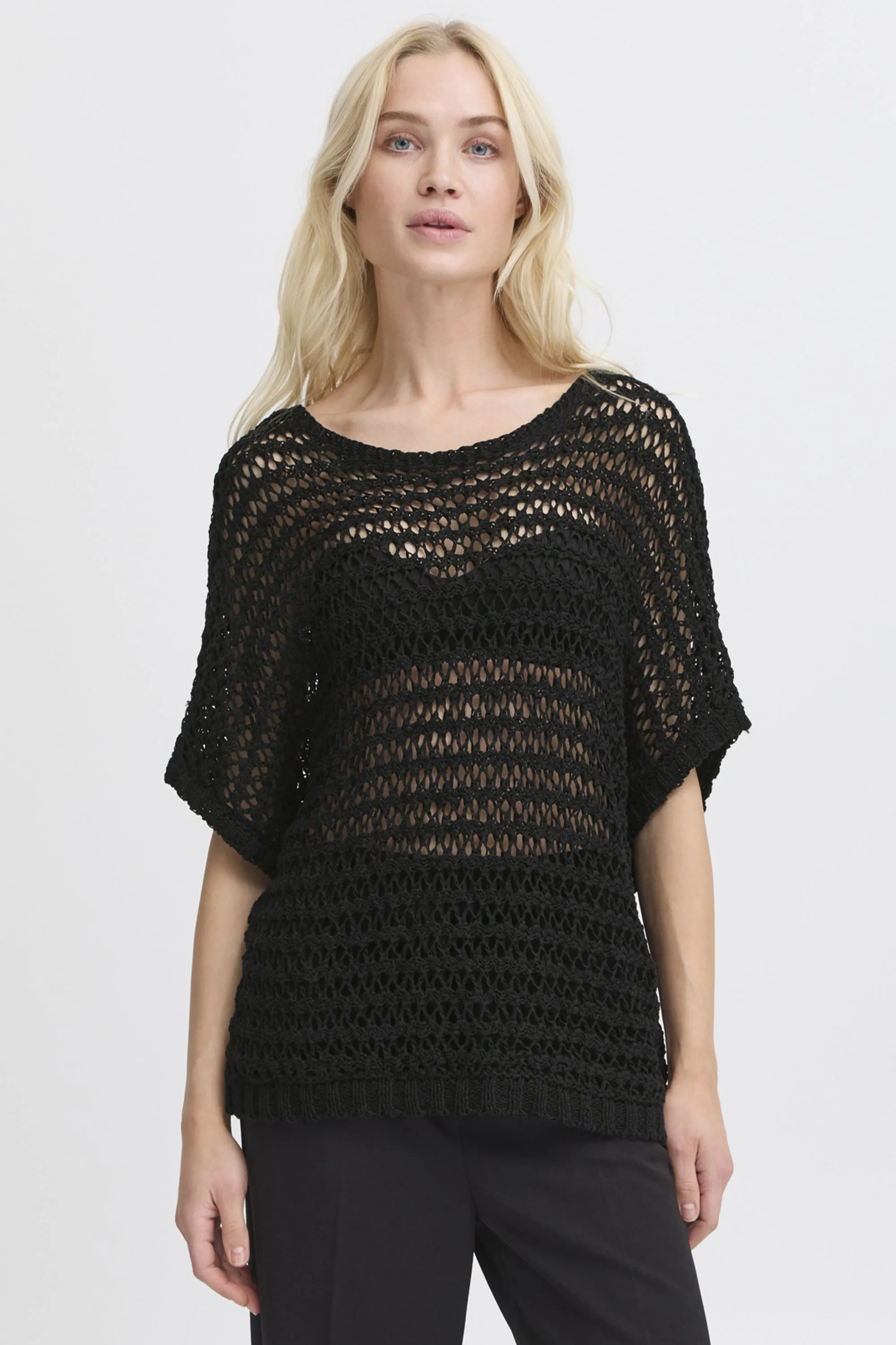 TAPEYARN CROCHET TOP