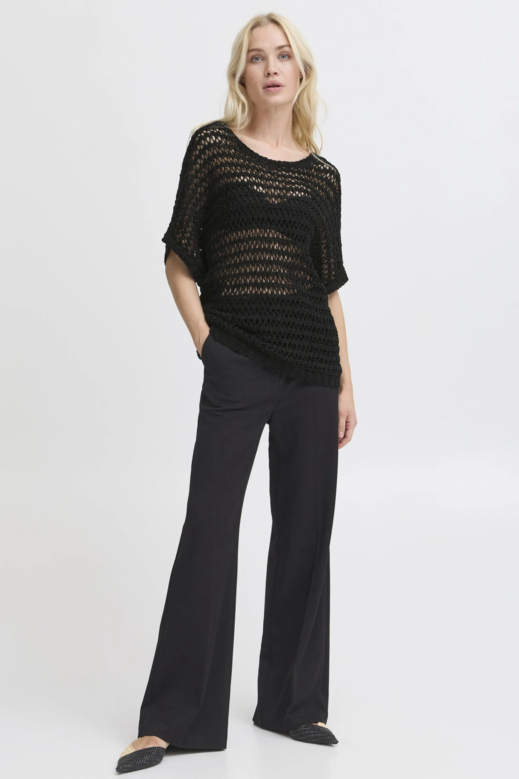 TAPEYARN CROCHET TOP