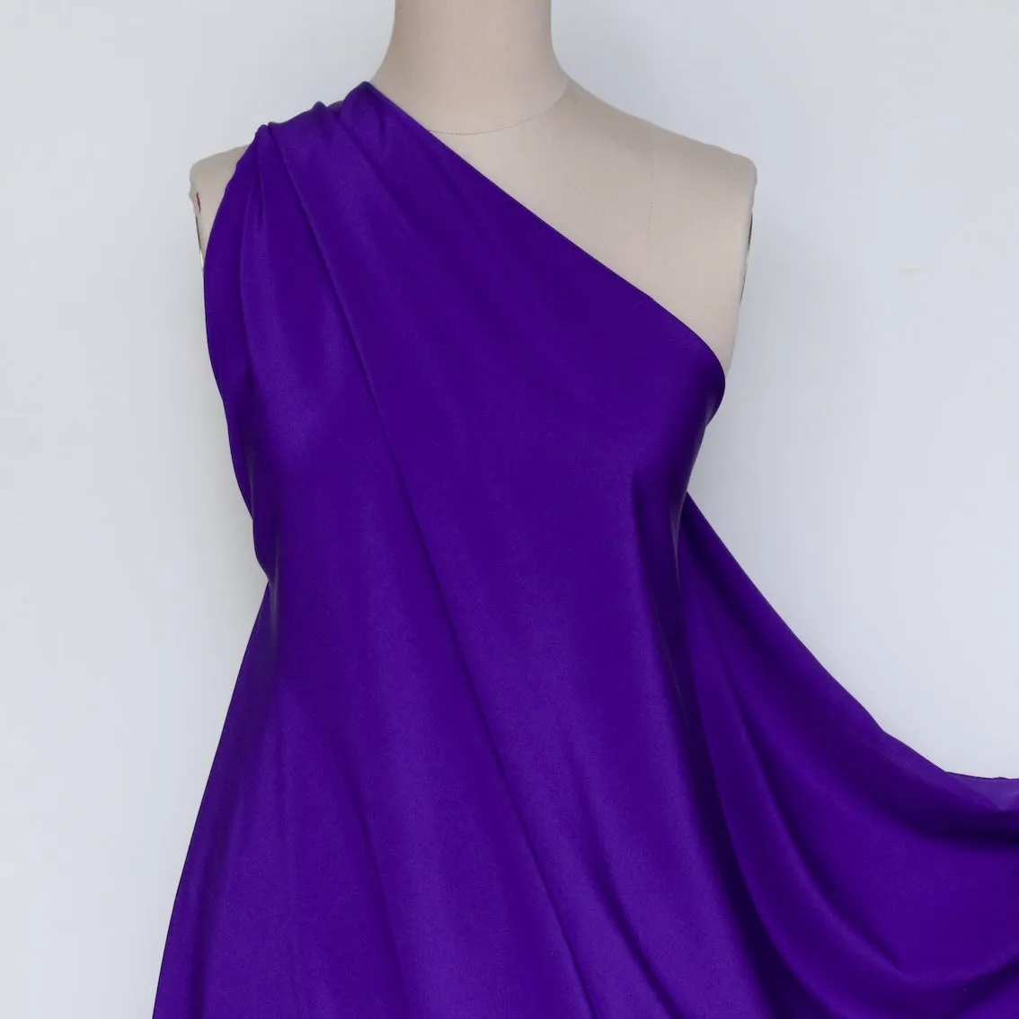 Viola Seta CDC