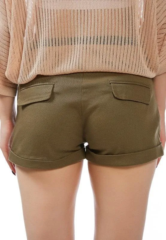 Womens Pleated Flap Pocket Shorts