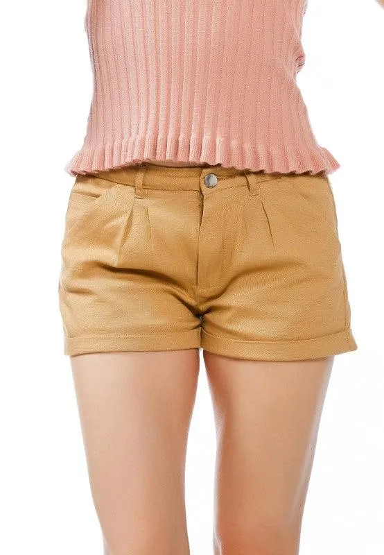 Womens Pleated Flap Pocket Shorts